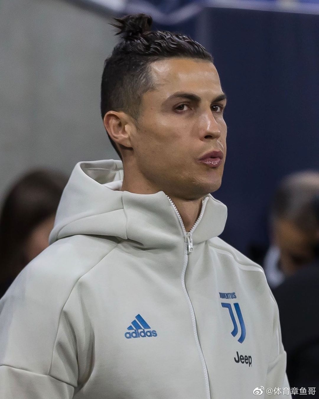c罗做出了正面的发声,这是一个公众人物该有的态度