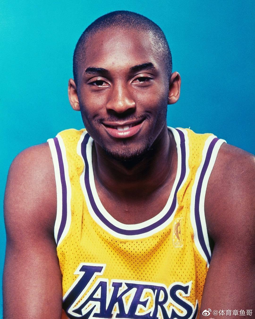 最治愈系的微笑~来自科比布莱恩特你笑起来真好看像春天的花一样把