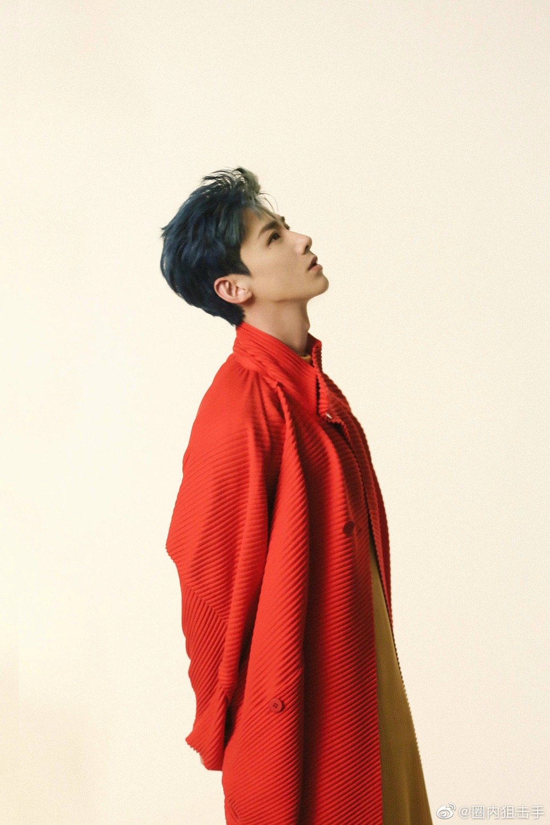 白敬亭说初一是一定要穿红色的……|白敬亭|红色|帅哥_新浪新闻