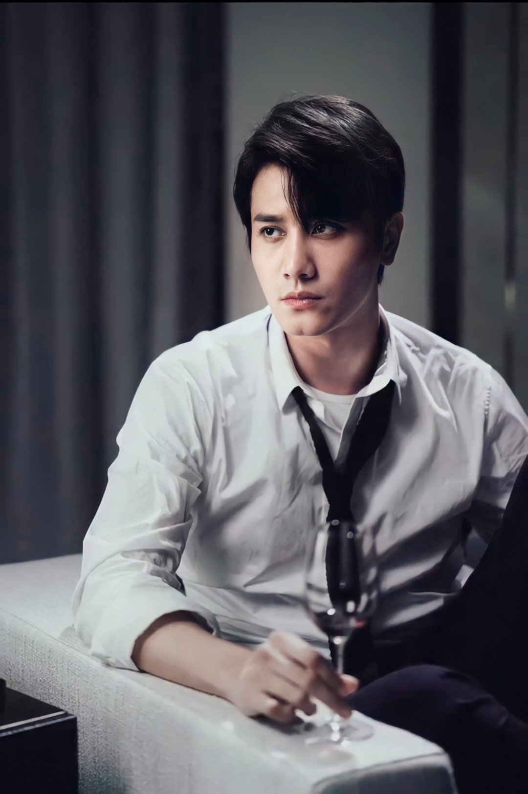 彭冠英新戏出演缉毒警察身穿警服正气凛然网友去抓封潇声