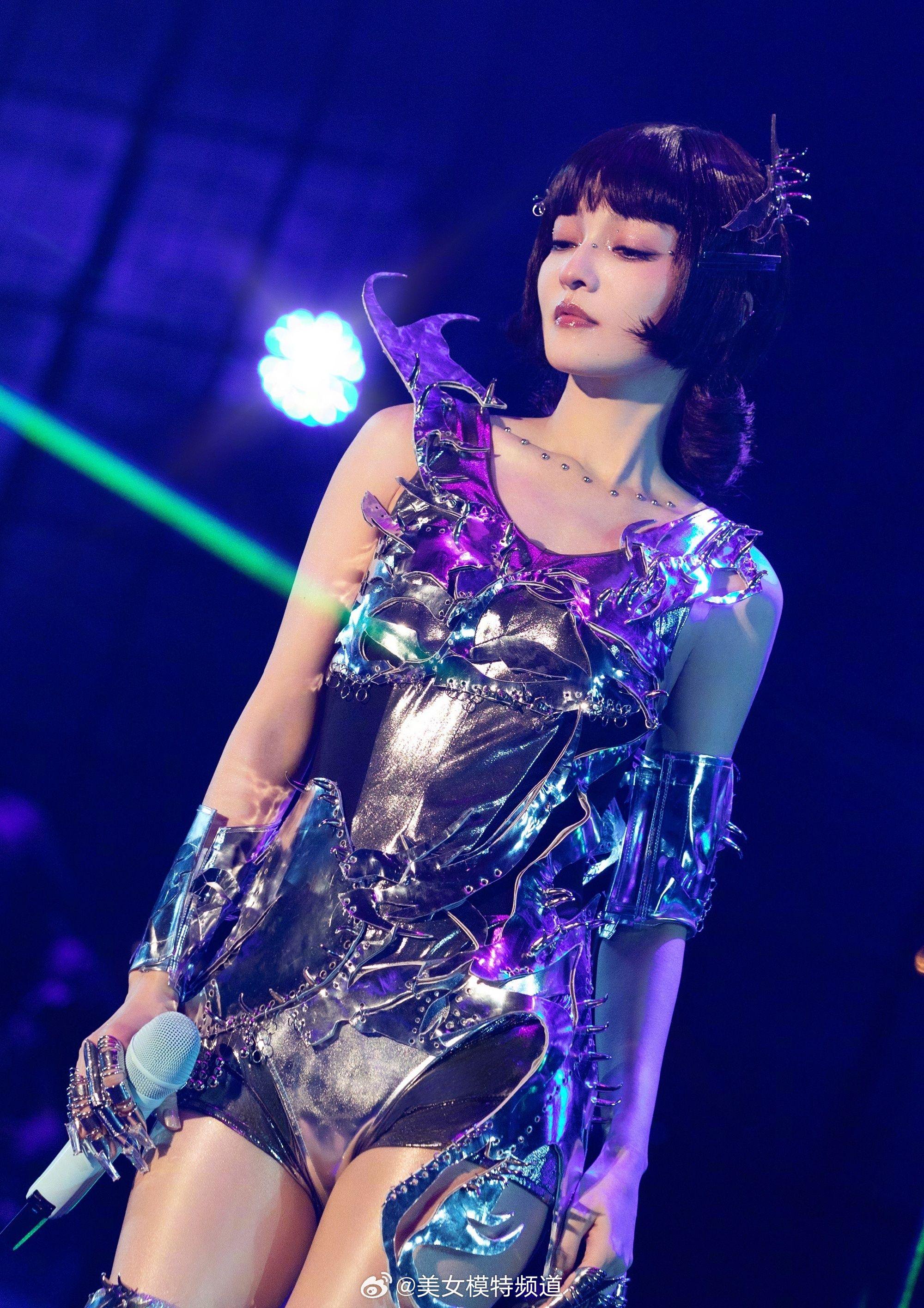 张韶涵魅力舞台造型大赏