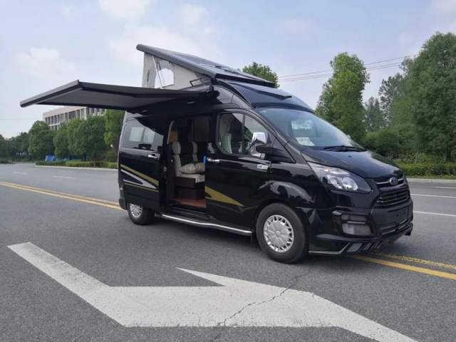 358万元能升顶的商旅车搏创福特新全顺v362