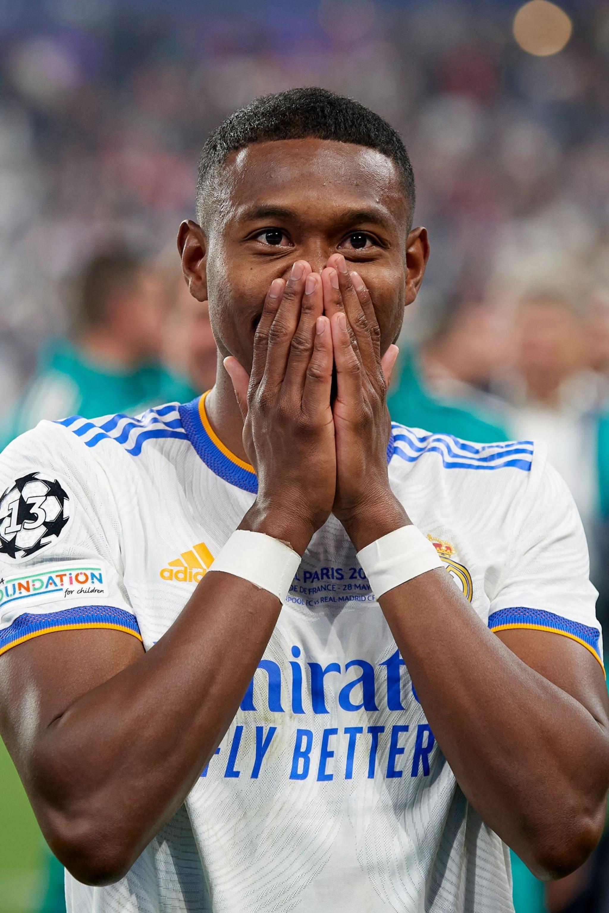 阿拉巴30岁生日快乐