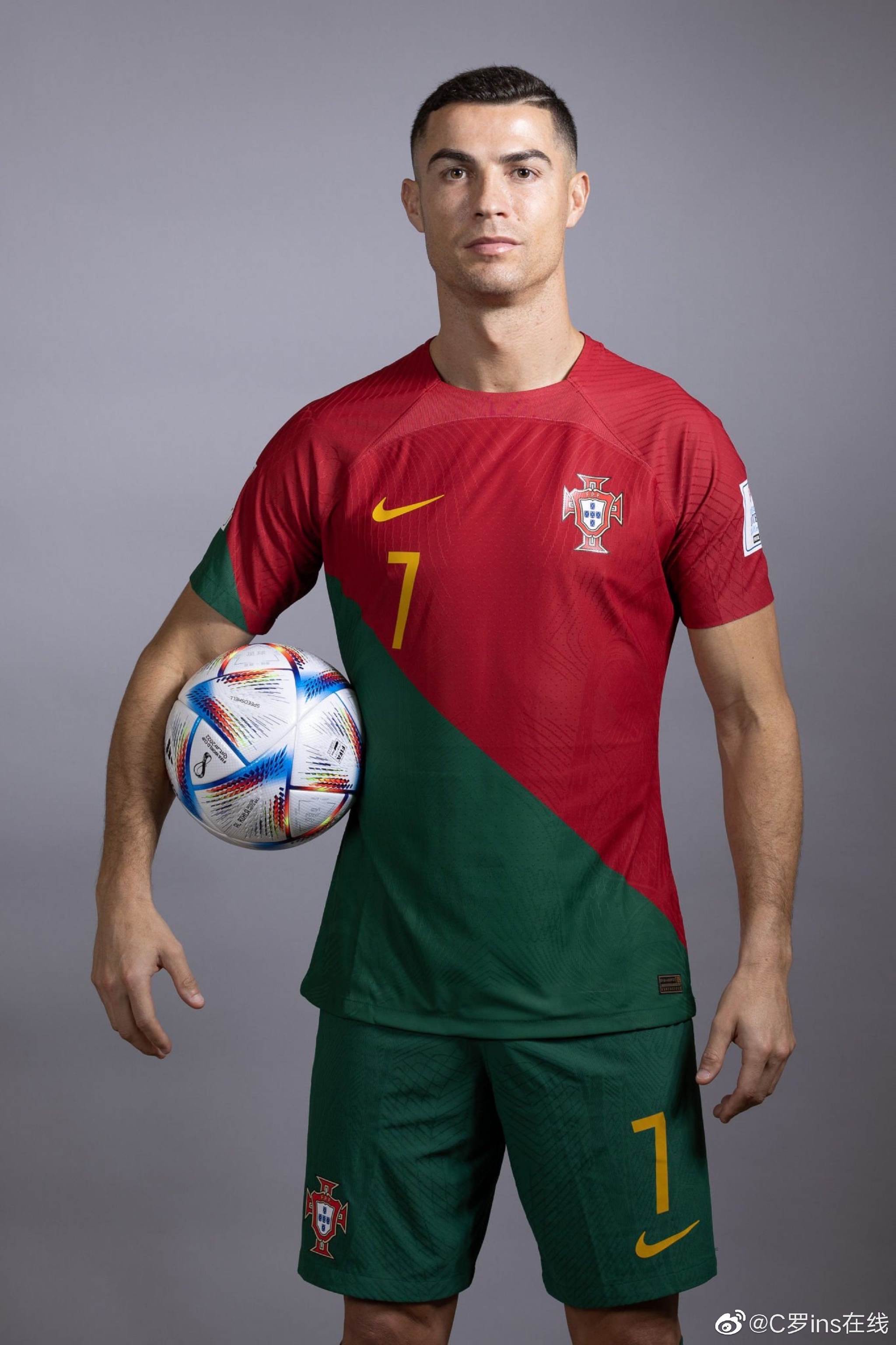 2022卡塔尔世界杯,c罗的宣传照来了_高清图集_新浪网