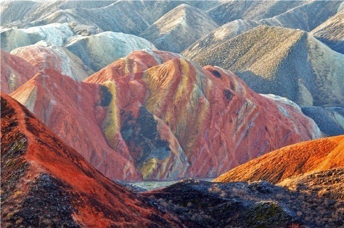 甘肃张掖彩虹山