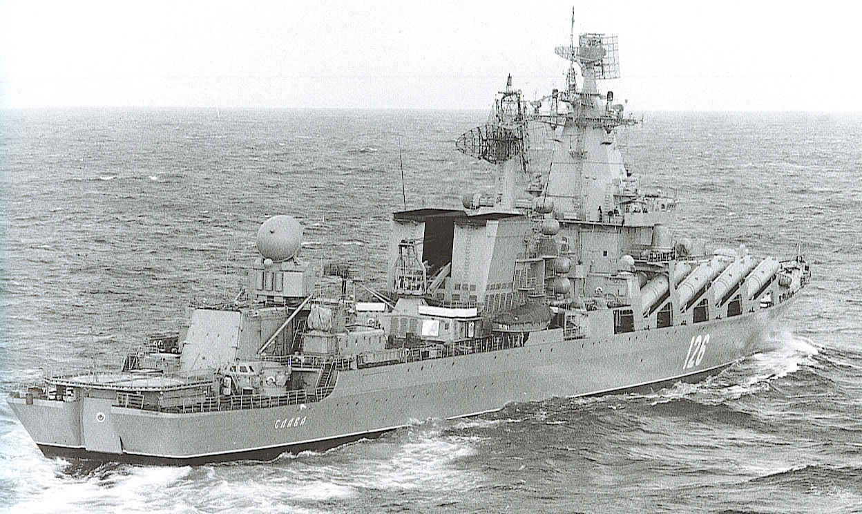 俄国海军光荣级巡洋舰组图