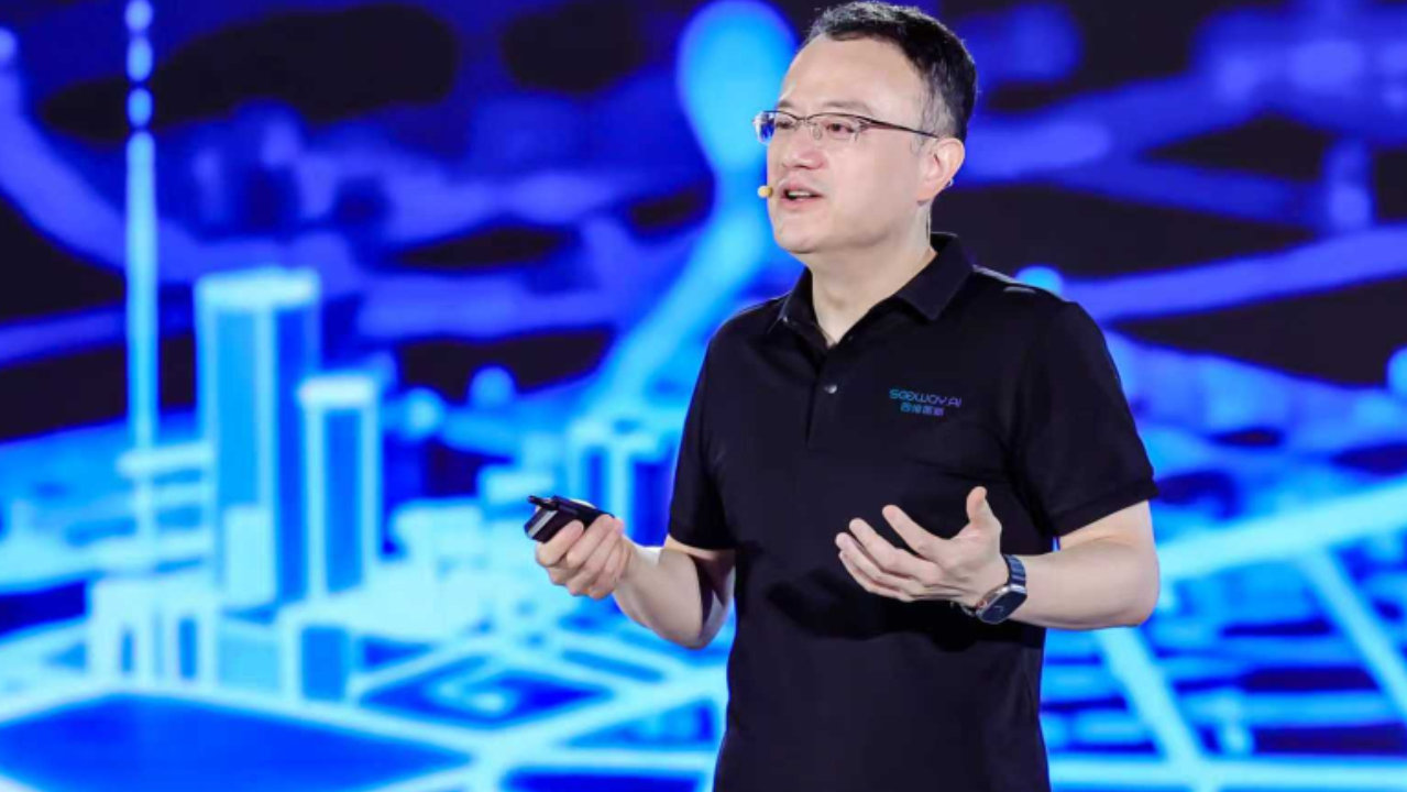 四维图新程鹏:敢为天下后,智驾远未到终局|AlphaGo|奇瑞|零跑|爱驰|威马汽车_新浪新闻