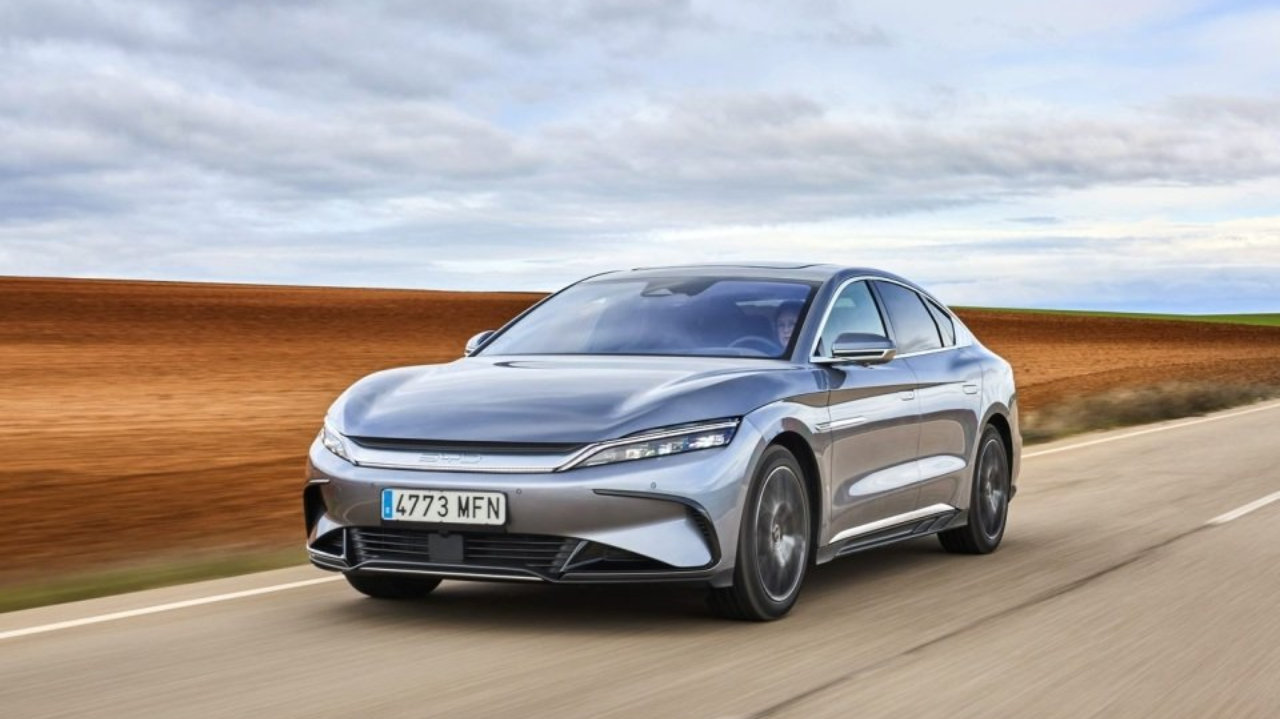 高速电耗和城区一样，比亚迪又要搞“邪修”？保时捷、奔驰白干了