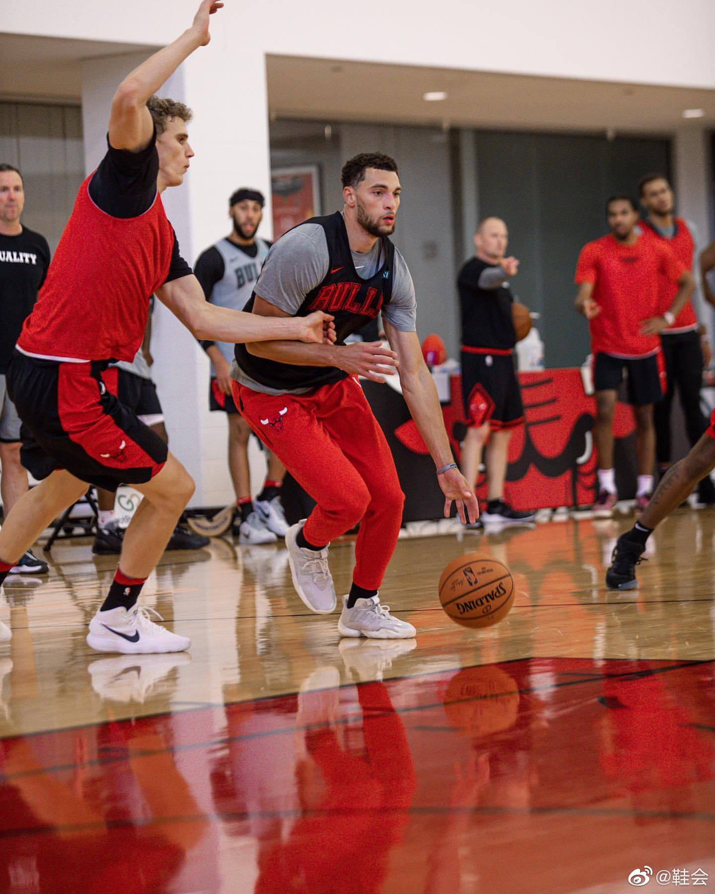 Zach Lavine Adidas Crazy Byw X 2 0images Zachlavine Zach Lavine Adidas Crazy Byw X 2 0images Zachlavine