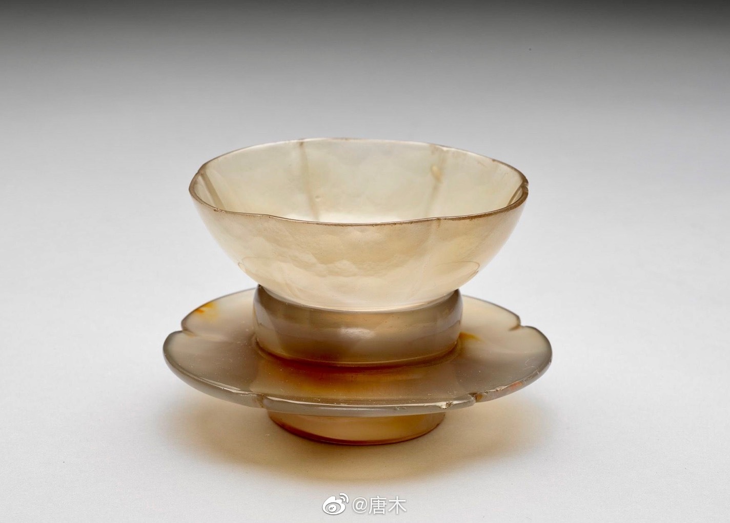 台故藏宋代玛瑙碗拓子,对比 法门寺地宫出土的唐代琉璃茶碗拓子