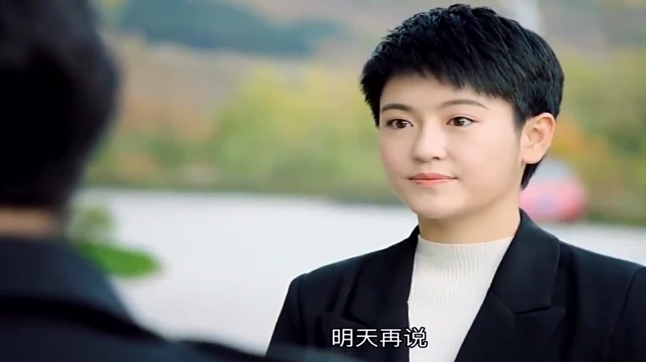 乡村爱情11小峰发现张中维喜欢的人是杜小双