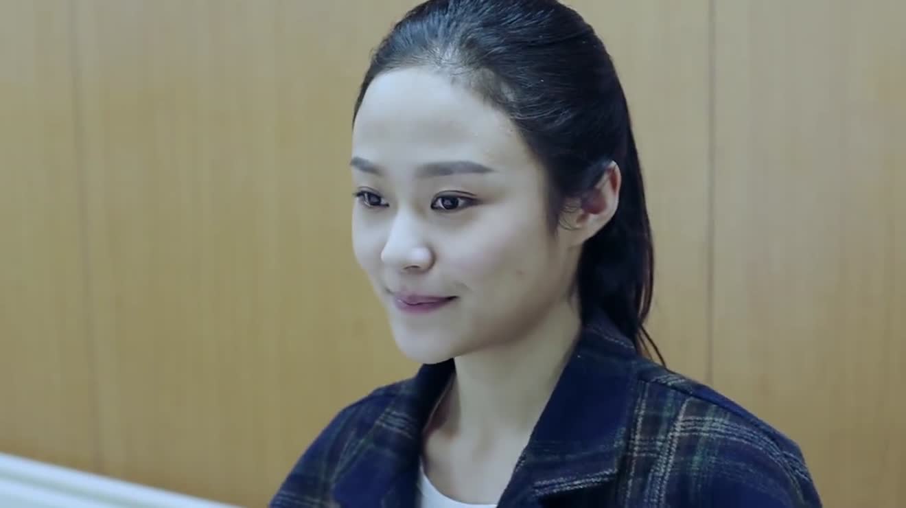 党珍妮作为医院的志愿者还给同事扎针灸这胆子可太大了