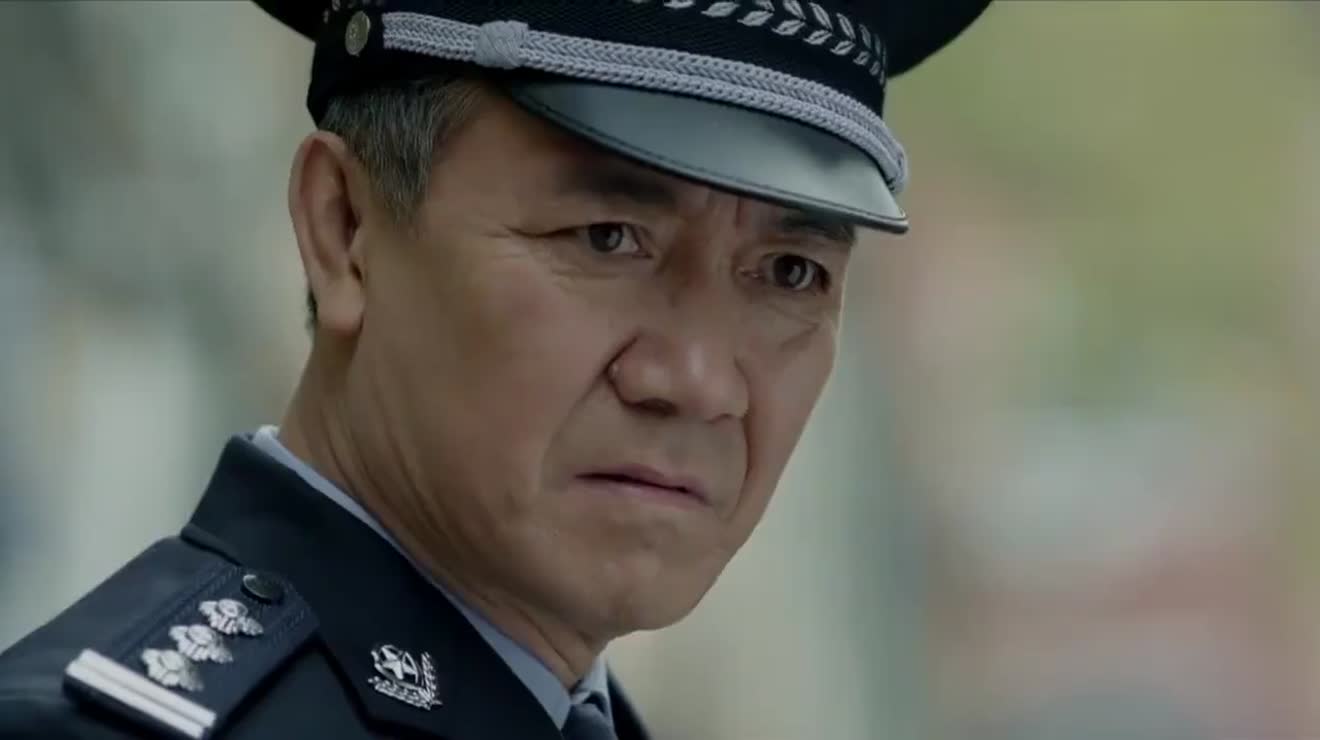 别让我看见老刑警走过街道就像看到事情经过徒弟十分佩服