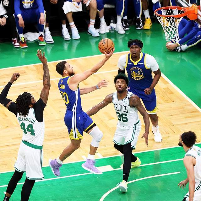 勇士官宣签约!库里成作家,勇士遭遇续约麻烦,威金斯恐成牺牲品休闲区蓝鸢梦想 - Www.slyday.coM 勇士官宣签约!库里成作家,勇士遭遇续约麻烦,威金斯恐成牺牲品休闲区蓝鸢梦想 - Www.slyday.coM