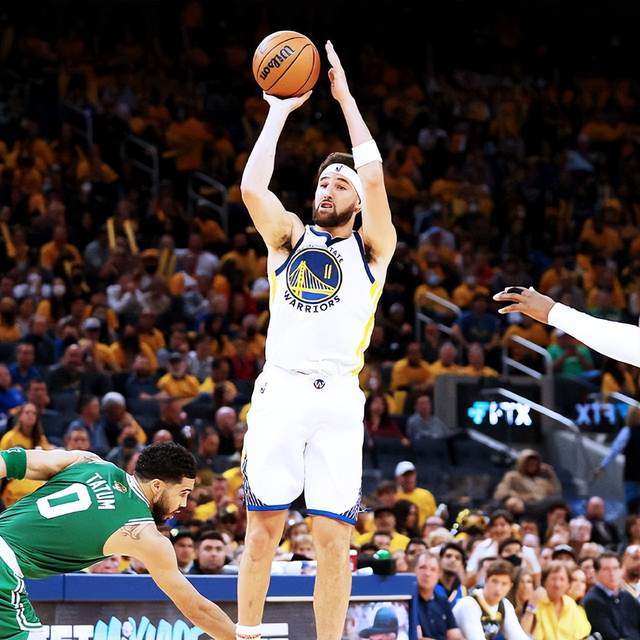 勇士官宣签约!库里成作家,勇士遭遇续约麻烦,威金斯恐成牺牲品休闲区蓝鸢梦想 - Www.slyday.coM 勇士官宣签约!库里成作家,勇士遭遇续约麻烦,威金斯恐成牺牲品休闲区蓝鸢梦想 - Www.slyday.coM