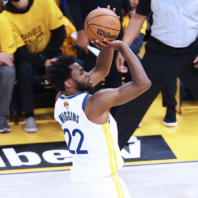 勇士官宣签约!库里成作家,勇士遭遇续约麻烦,威金斯恐成牺牲品休闲区蓝鸢梦想 - Www.slyday.coM 勇士官宣签约!库里成作家,勇士遭遇续约麻烦,威金斯恐成牺牲品休闲区蓝鸢梦想 - Www.slyday.coM