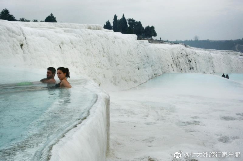 棉花堡 Pamukkale 位于土耳其denizli市的西南部
