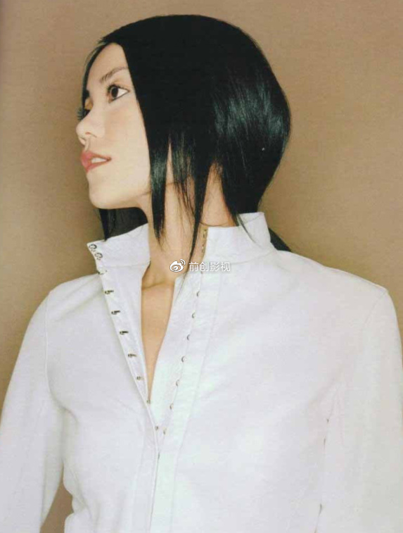 王菲谢霆锋旧照罕见曝光,两人亲密贴脸温馨自拍,离婚已经近10年休闲区蓝鸢梦想 - Www.slyday.coM 王菲谢霆锋旧照罕见曝光,两人亲密贴脸温馨自拍,离婚已经近10年休闲区蓝鸢梦想 - Www.slyday.coM