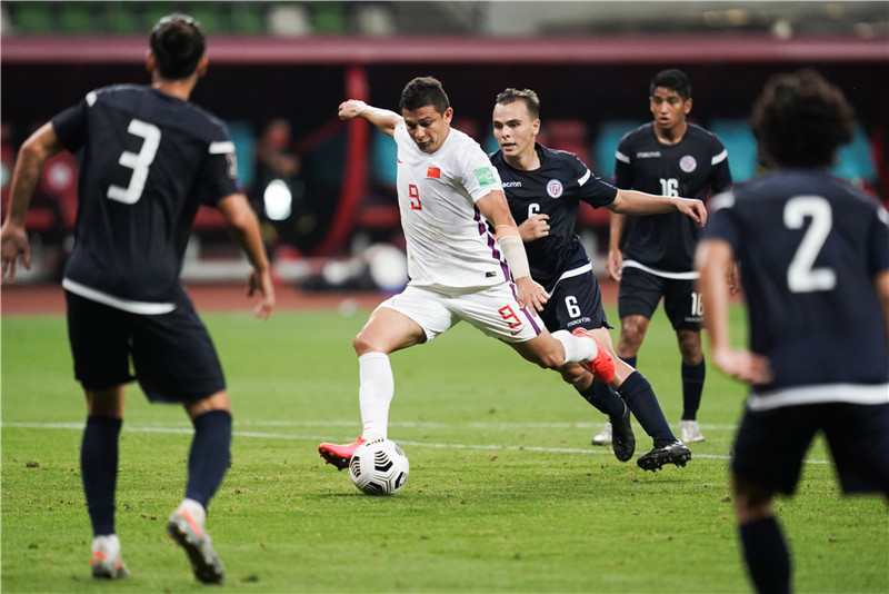 中国男足七球大胜关岛队