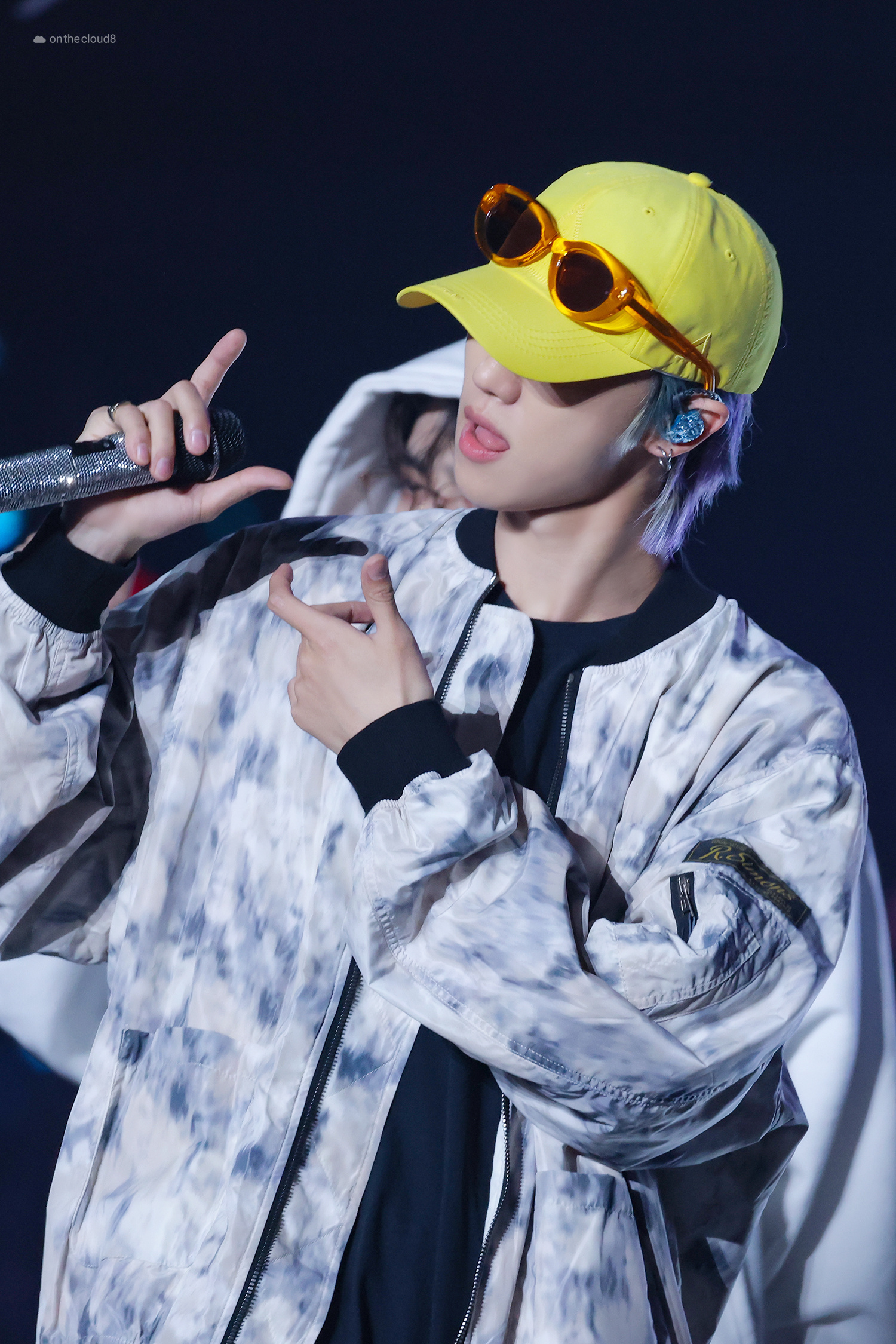 徐明浩晒新的oot8随拍照片有大片的感觉了