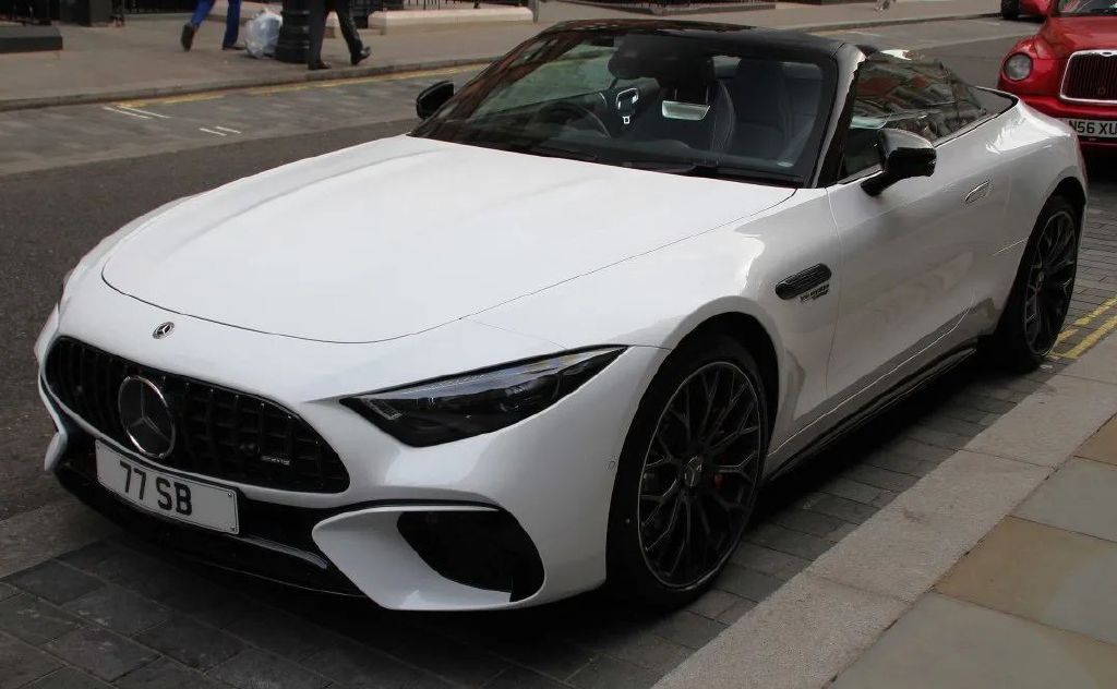 兼具运动与豪华的跑车奔驰sl系列