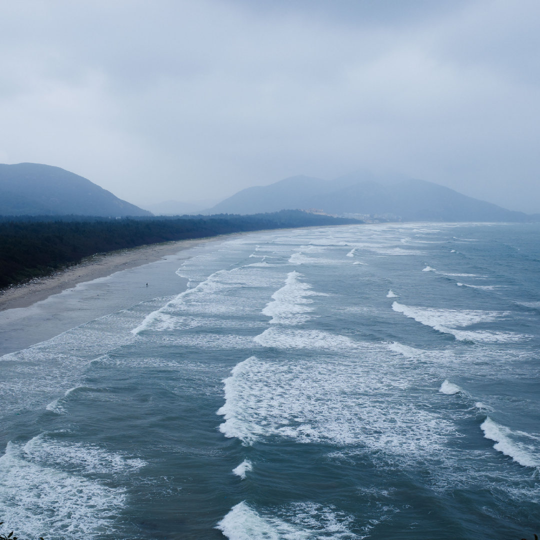 天高地迥,阴晴万物.@圈光