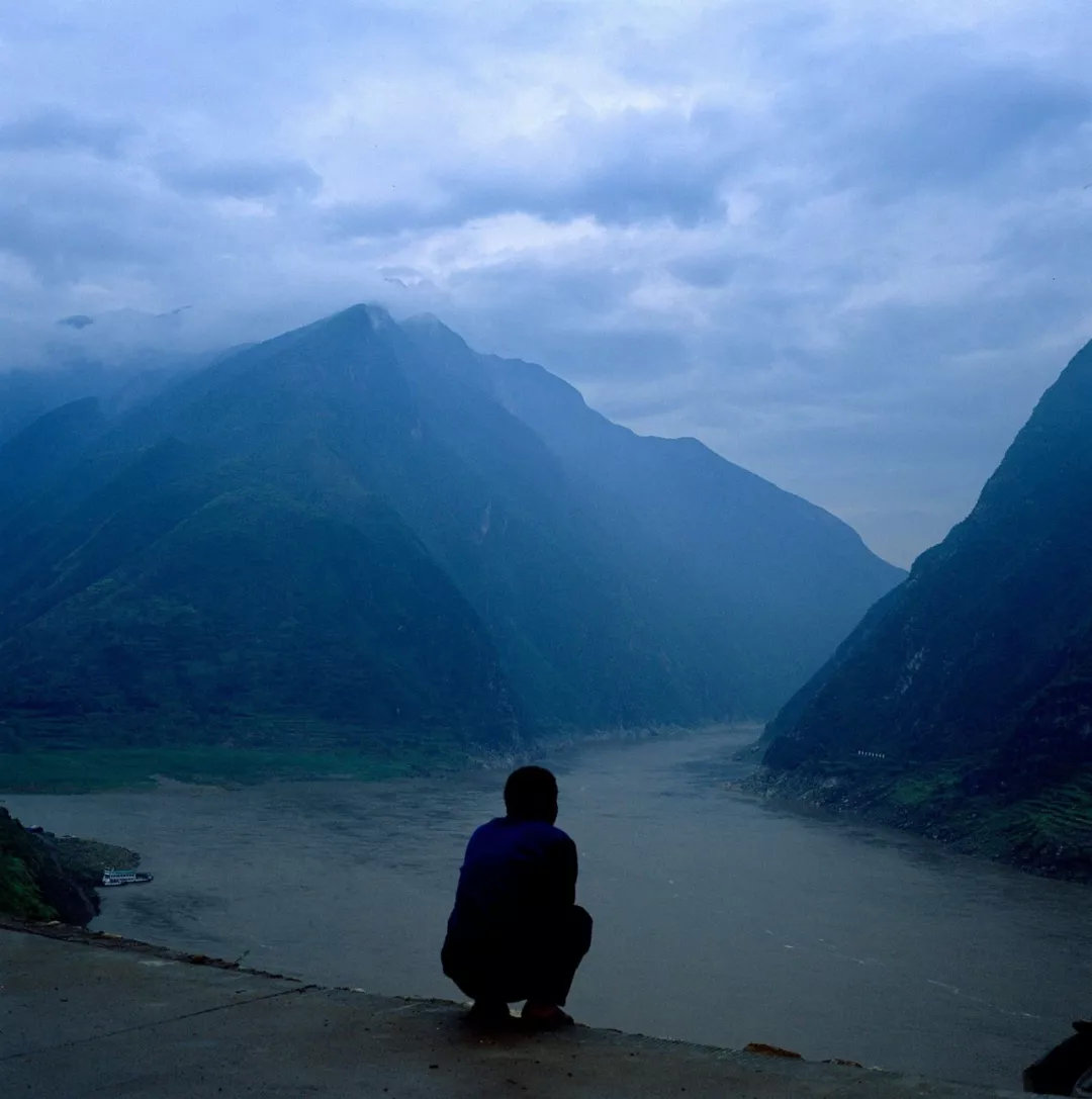 他拍下像蝼蚁一样生活的2000个中国人没人能平静看完