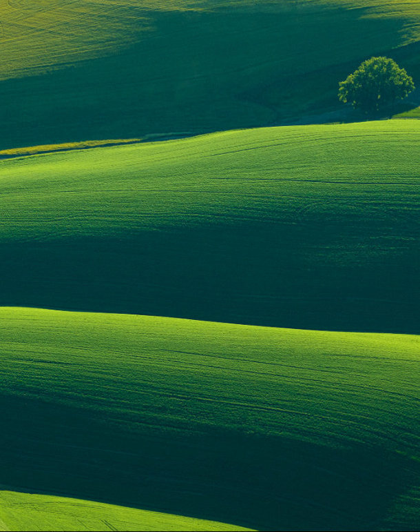 摄影师mitchell rouse航拍作品,俯视捕捉地貌上的奇幻之景_高清图集_