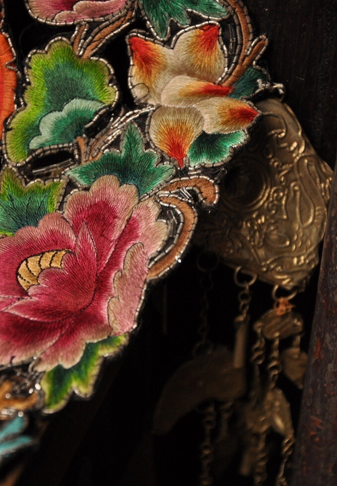 " 光洁绚丽,精美绝伦 …"丨中国刺绣艺术_高清图集_新浪网