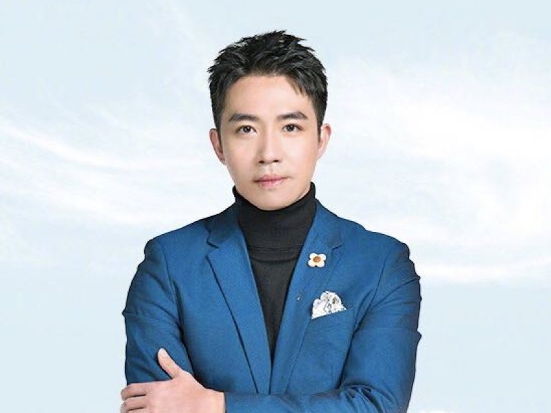 10年前,俞灏明意外烧伤毁容,获高额赔偿背后掩盖了多少内幕?