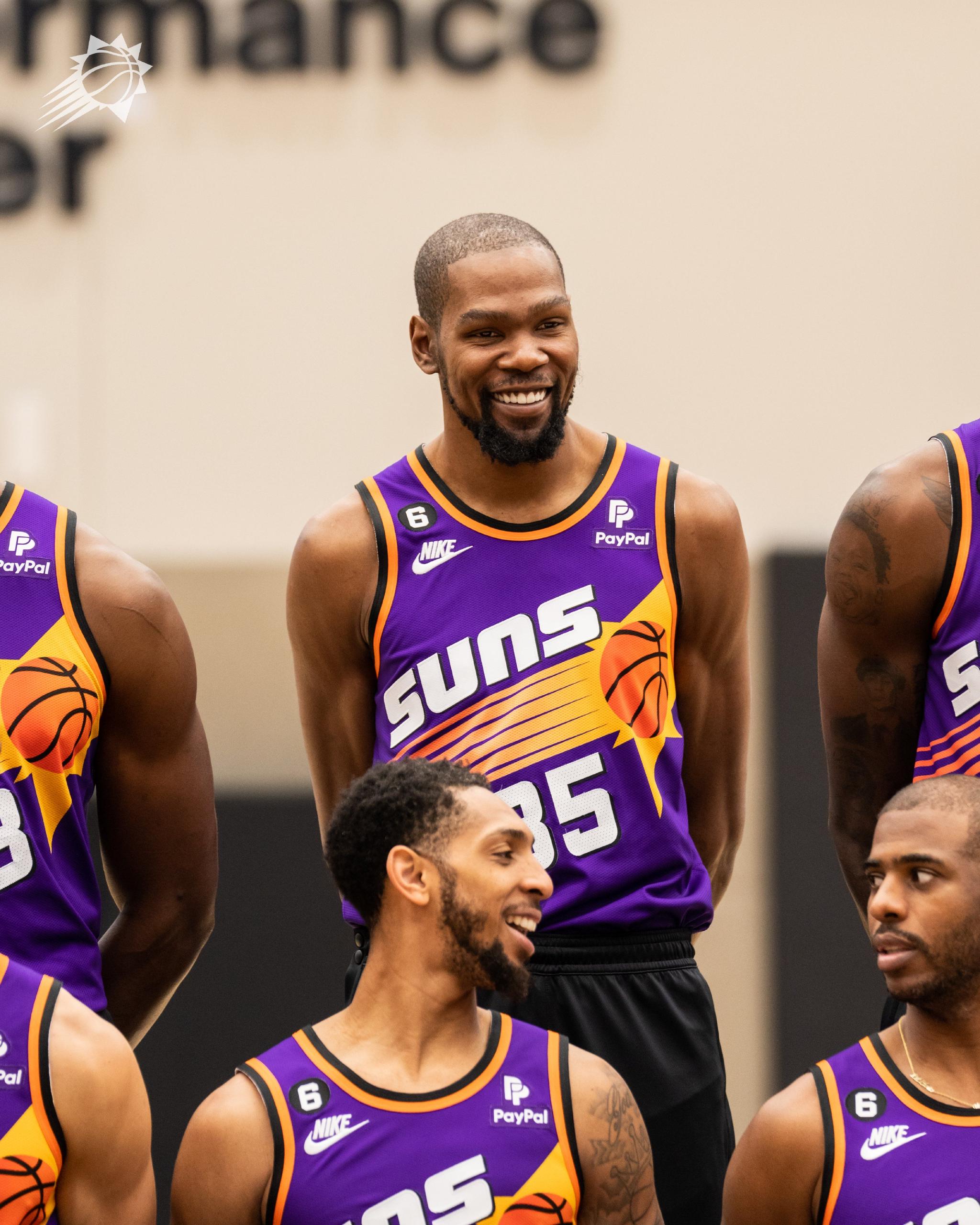 2023菲​​尼克斯太阳队! 全队大合影!