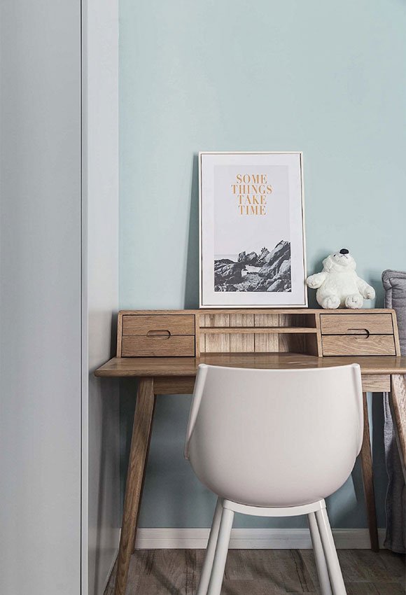 北欧风两房装修,浅灰色乳胶漆墙面,卡座式餐厅,一家三口很幸福