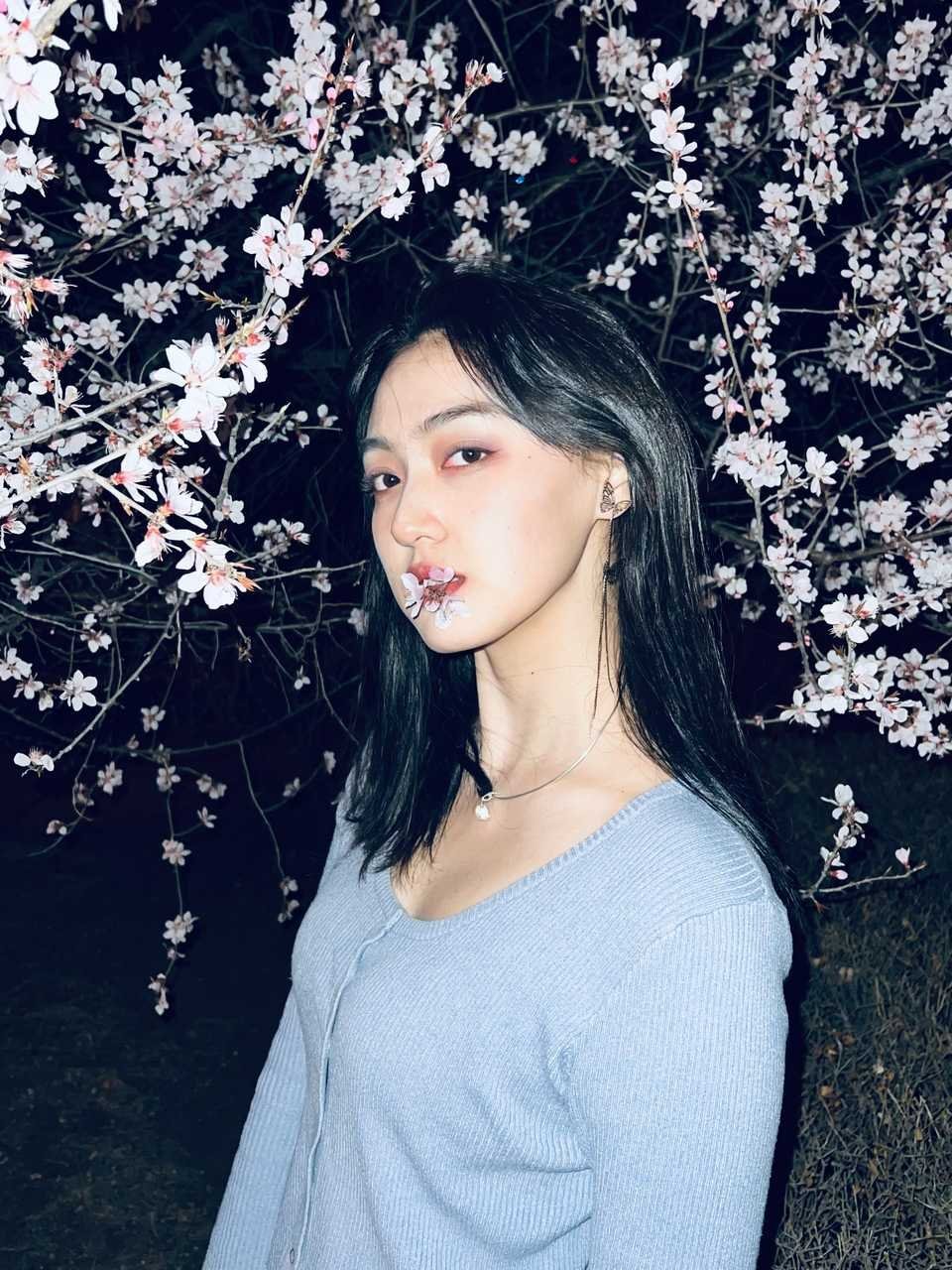 张轶凡中国传媒大学20级播音与主持艺术175cm