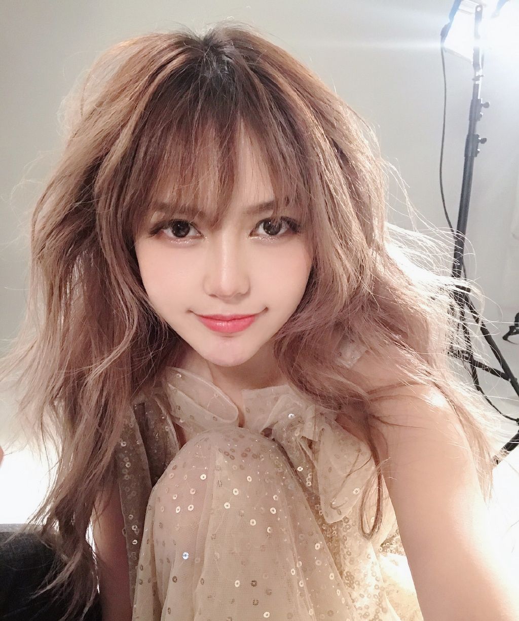 周扬青说p照片是网红的素养看了她化妆穿搭照片后我选择沉默