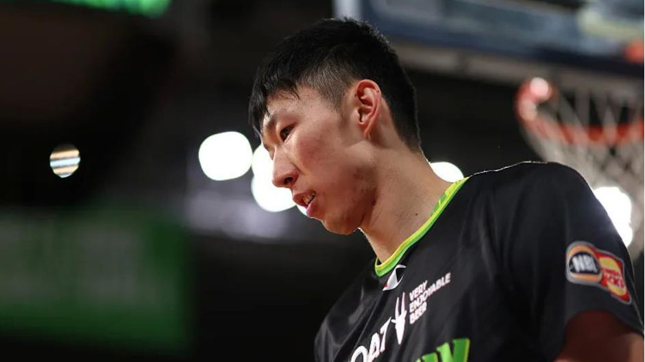 周琦受伤,中国男篮面临巨大危机,杜锋太不容易了|周琦|中国男篮|杜锋_新浪新闻