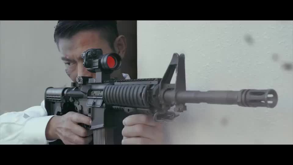 这届你选华仔还是东莞仔反正我选东莞仔他想当爸爸