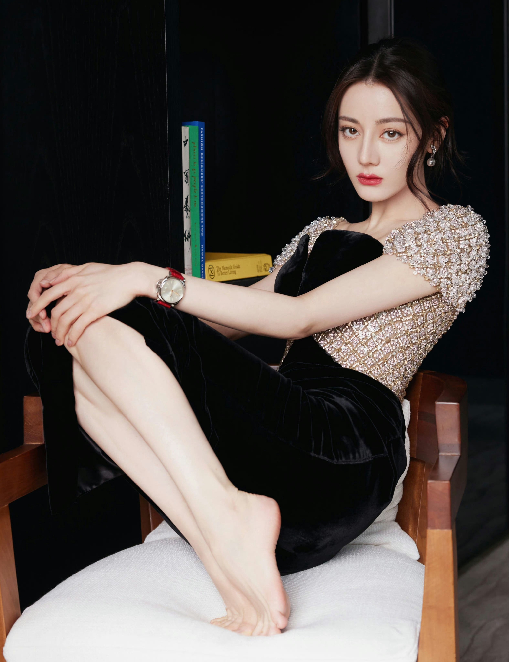 79迪丽热巴 裸足