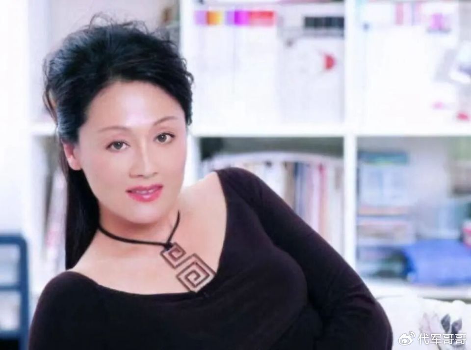 63岁王姬近况曝光!定居美国与老公恩爱34年,儿子成为她一生的遗憾|None|北京人在纽约|女儿|家庭|高丽雯_手机新浪网