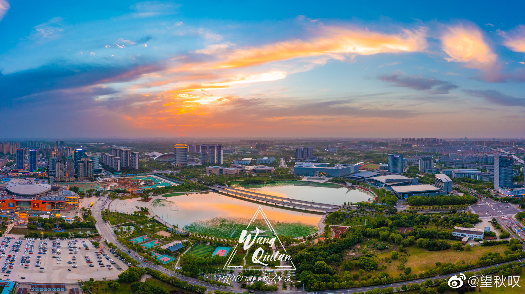 航拍扬州西区明月湖晚霞,这几日的天空异常精彩