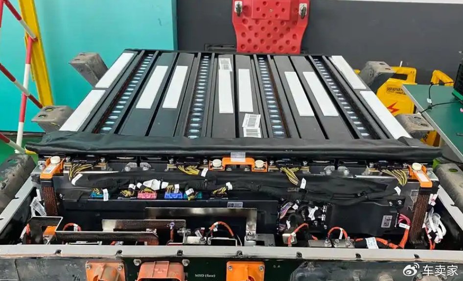 买得起修不起，新能源车车主除了自认倒霉，别无他法-新浪汽车