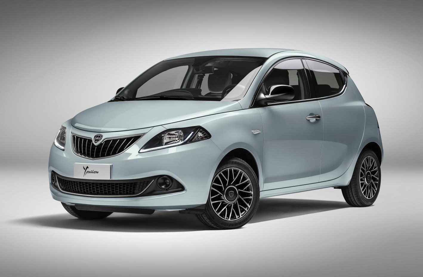 蓝旗亚官方发布了新款ypsilon车型的官图