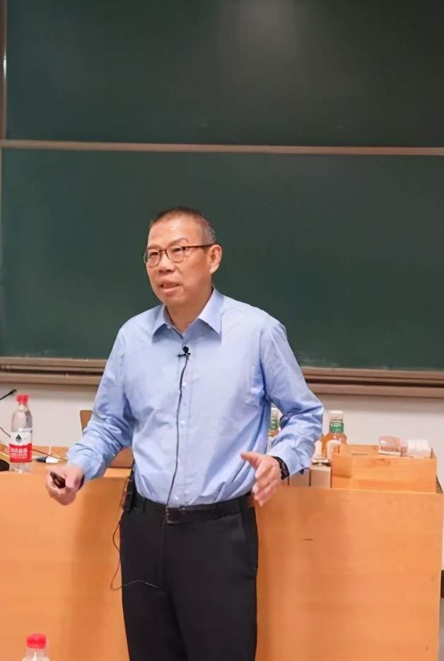 再夺首富宝座,钟睒睒下一个掘金矿在哪儿?