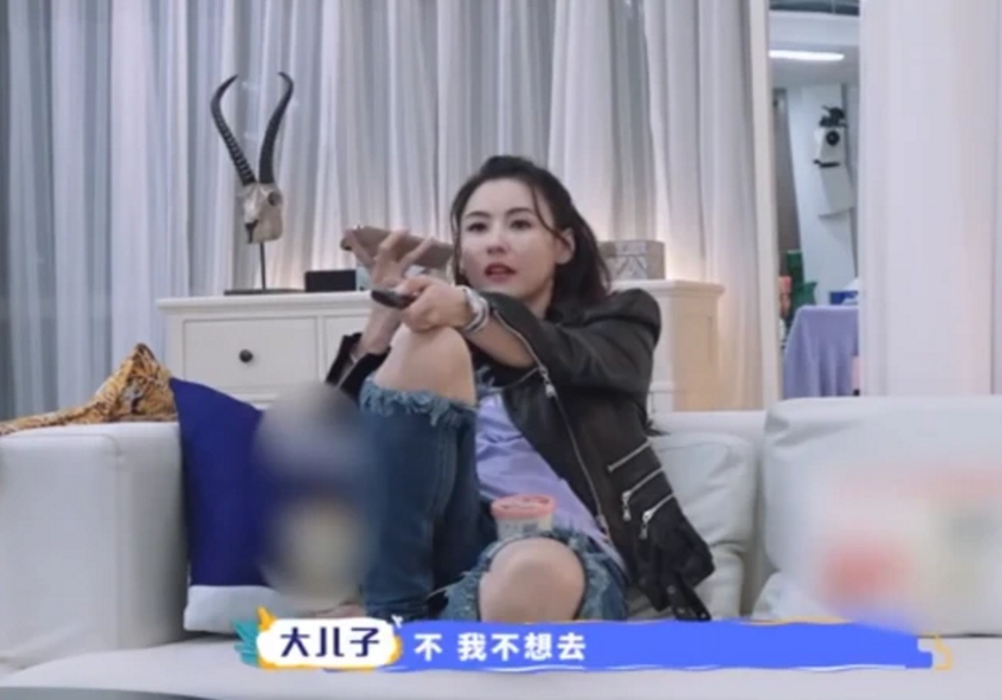 张柏芝俩儿子已顺利转入上海国际学校,4000万豪宅内景曝光?休闲区蓝鸢梦想 - Www.slyday.coM 张柏芝俩儿子已顺利转入上海国际学校,4000万豪宅内景曝光?休闲区蓝鸢梦想 - Www.slyday.coM