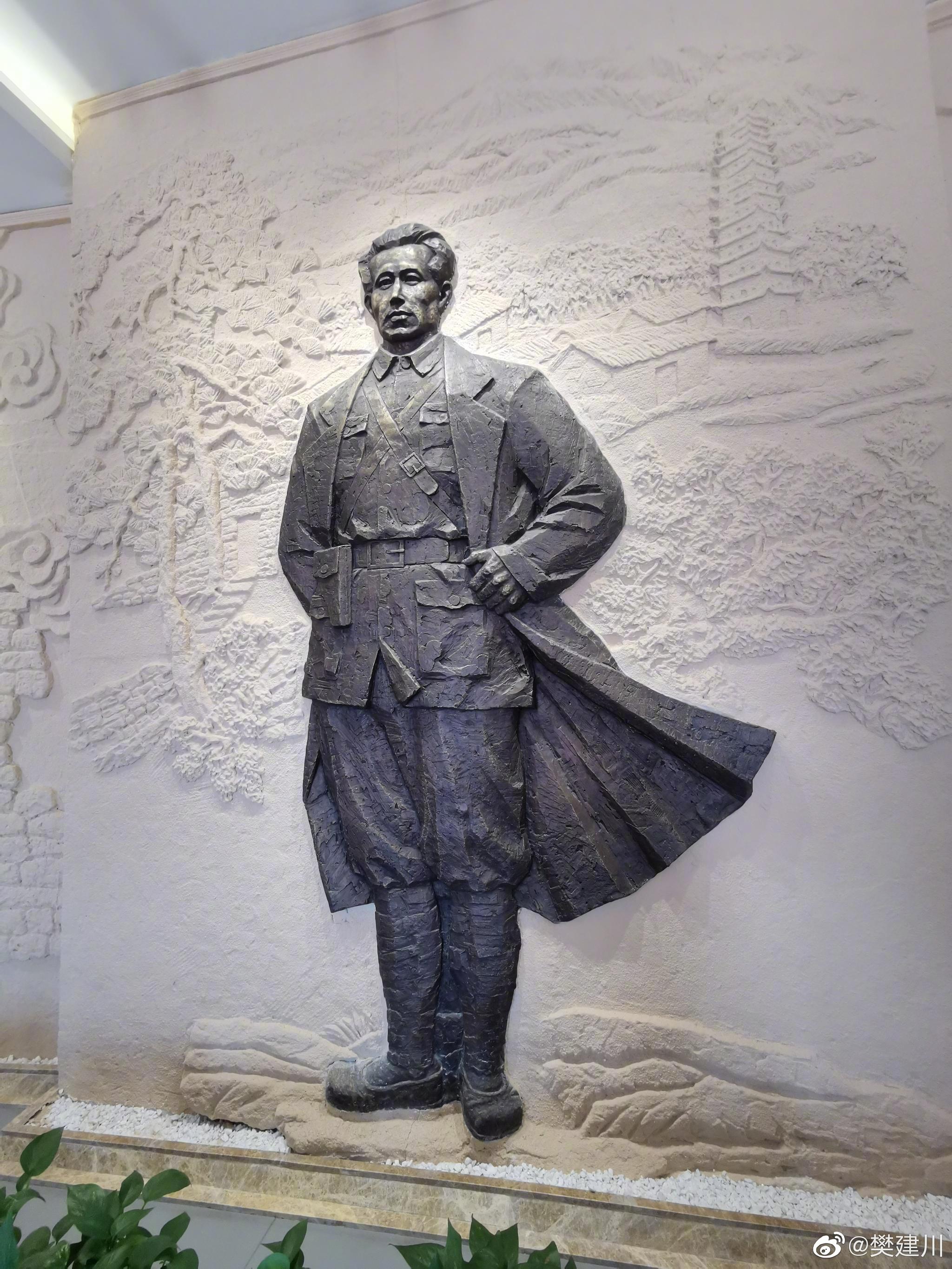 蓬溪了解先烈旷继勋贵州思南人早年入伍川军一路升至旅长