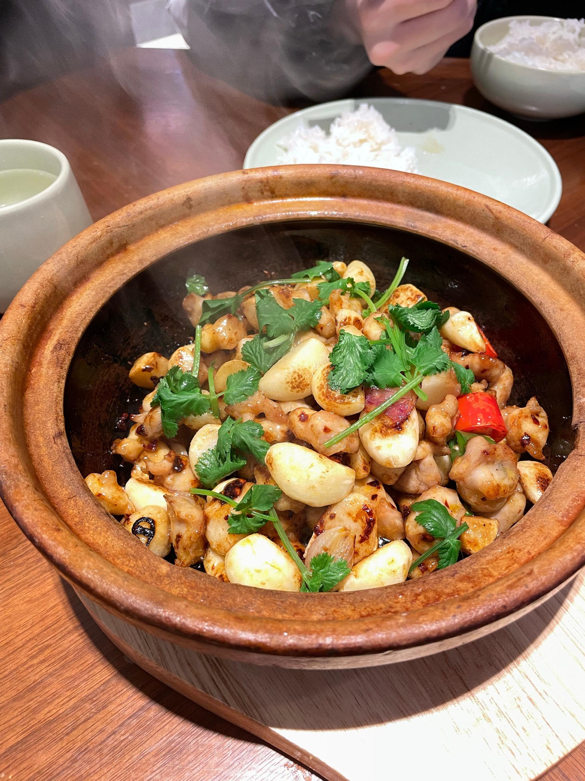 6/ 9和小姐妹逛街的快乐(我对这套穿搭很满意嘿嘿)蝴蝶里啫啫鸡脆骨太