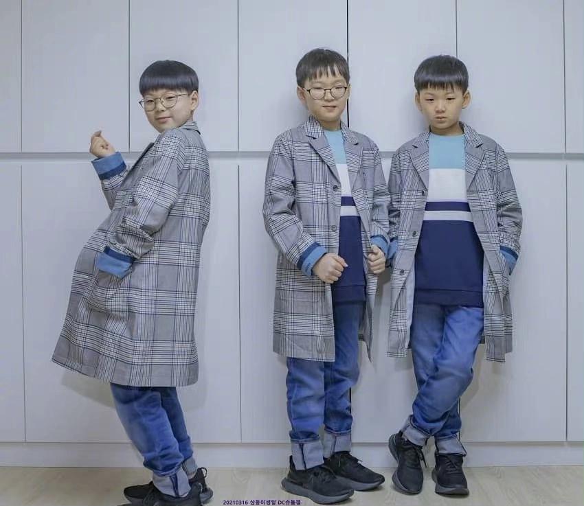 韩国宋家三胞胎长大了晒9岁生日照
