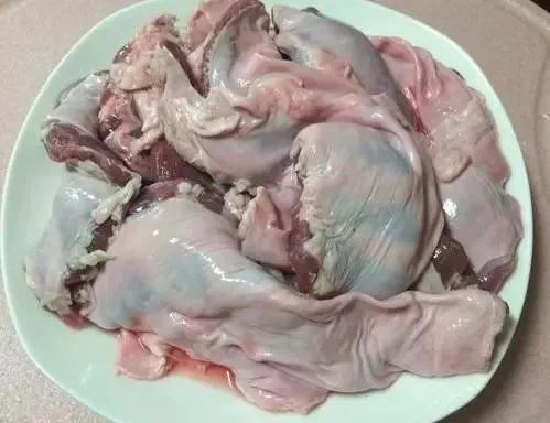 一头猪只有这么1斤,有钱都难买