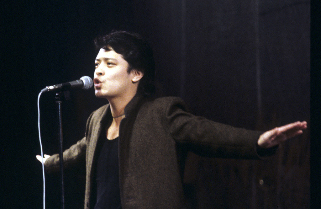 林青霞追忆刘文正:一直很怀念他,他是难得最有魅力的歌星|刘文正