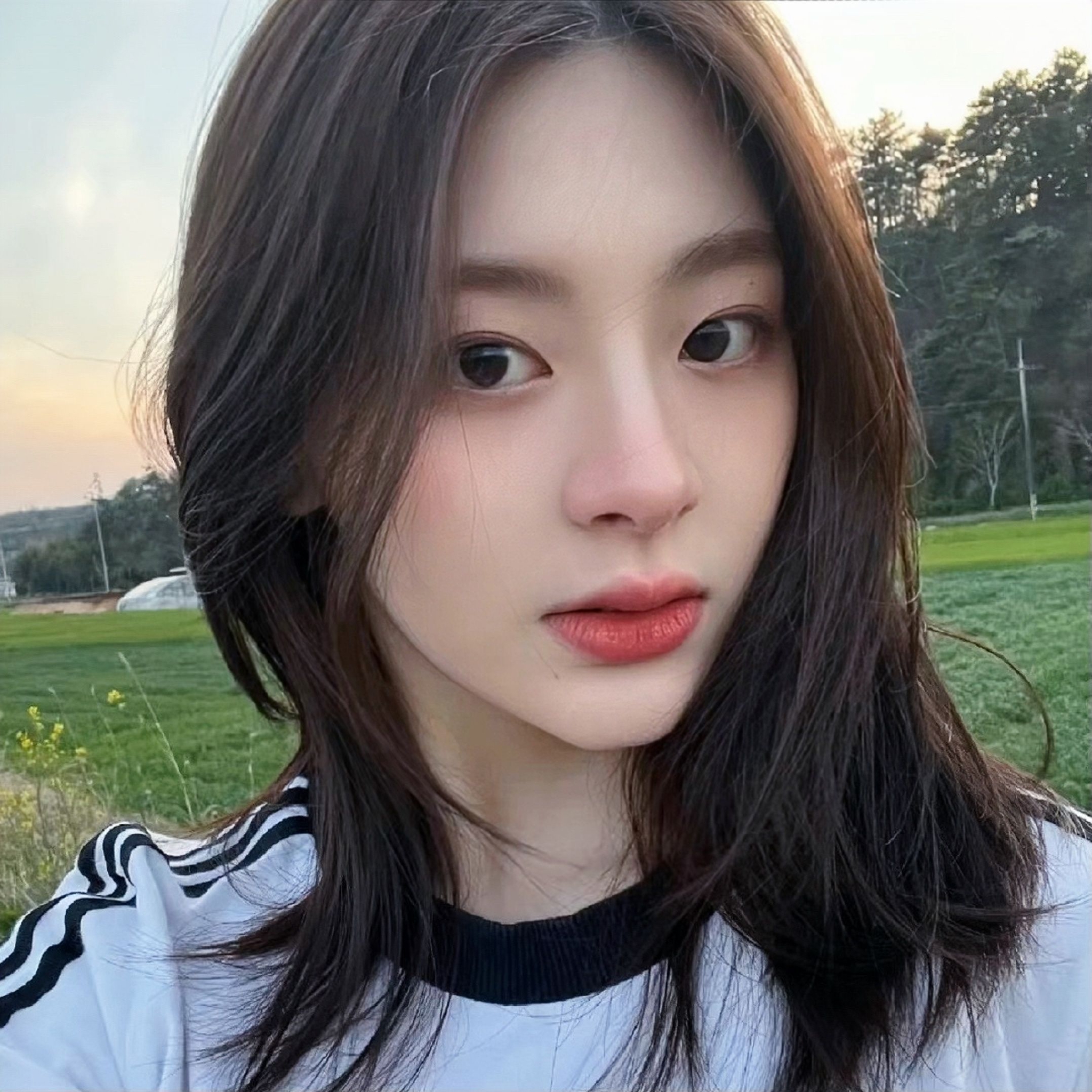 尹势银 0505自拍姿势看这一组就够了～(1711ω1117)17