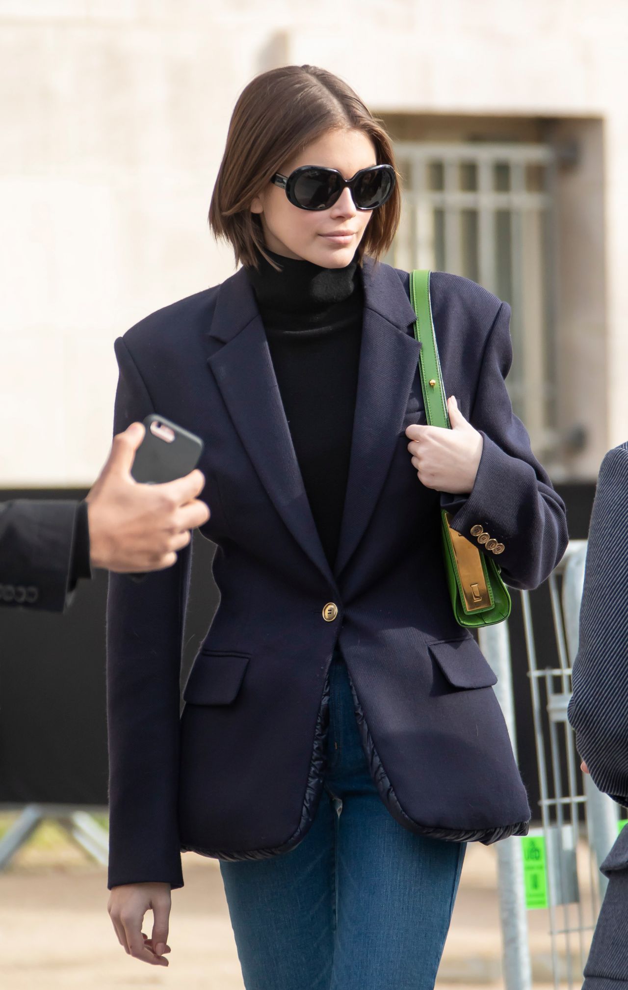 凯雅·杰柏(kaia gerber)-离开巴黎香奈儿秀03/03/2020